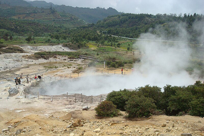 Kawah Sikidang Dieng