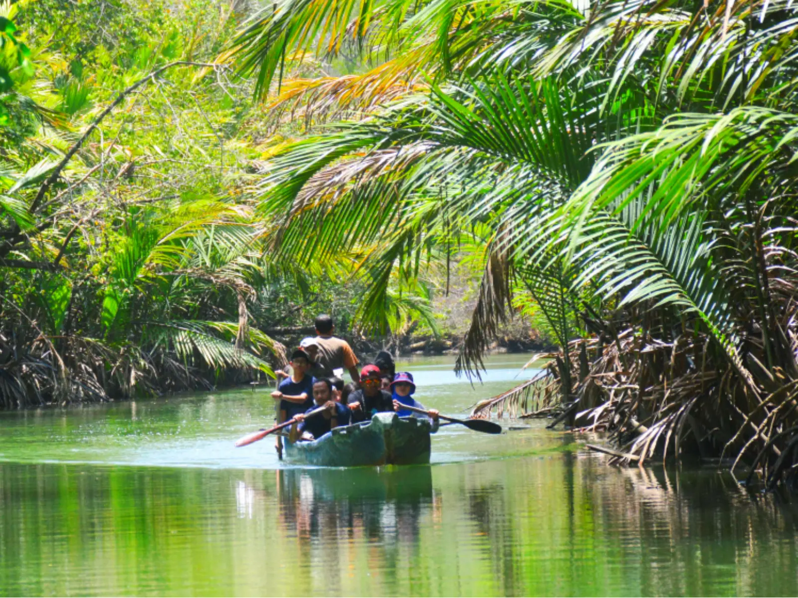 Aktivitas Peserta Open Trip Pulau Peucang